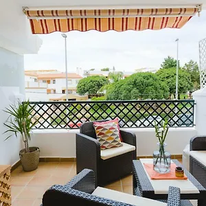 la-marina-ii-luminoso-apartamento-junto-a-la-playa.es-andalucia.com/